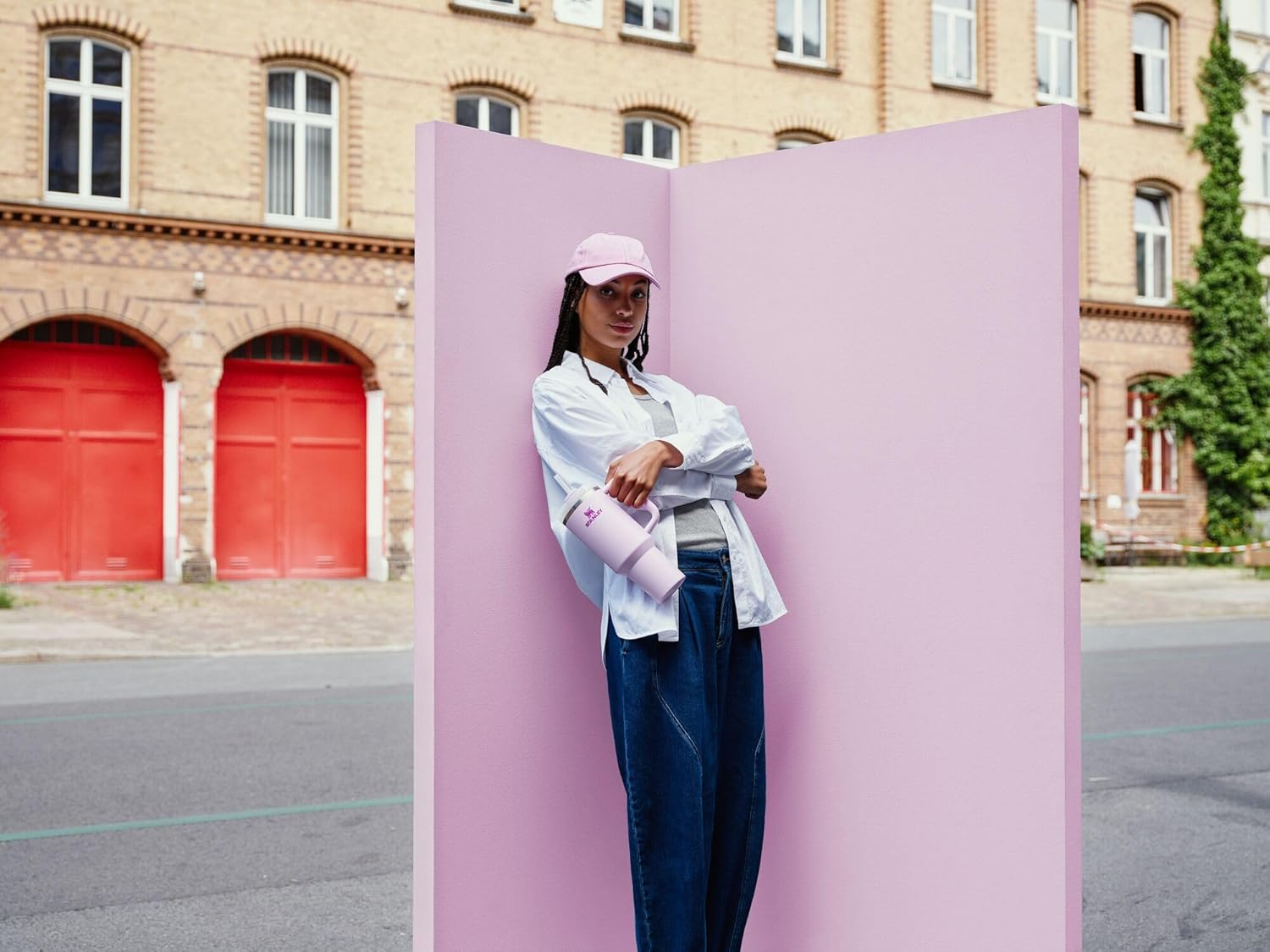 Stanley Quencher H2 0 FlowState Tumbler (40 oz) – Cherry Blossom Edition Image 2